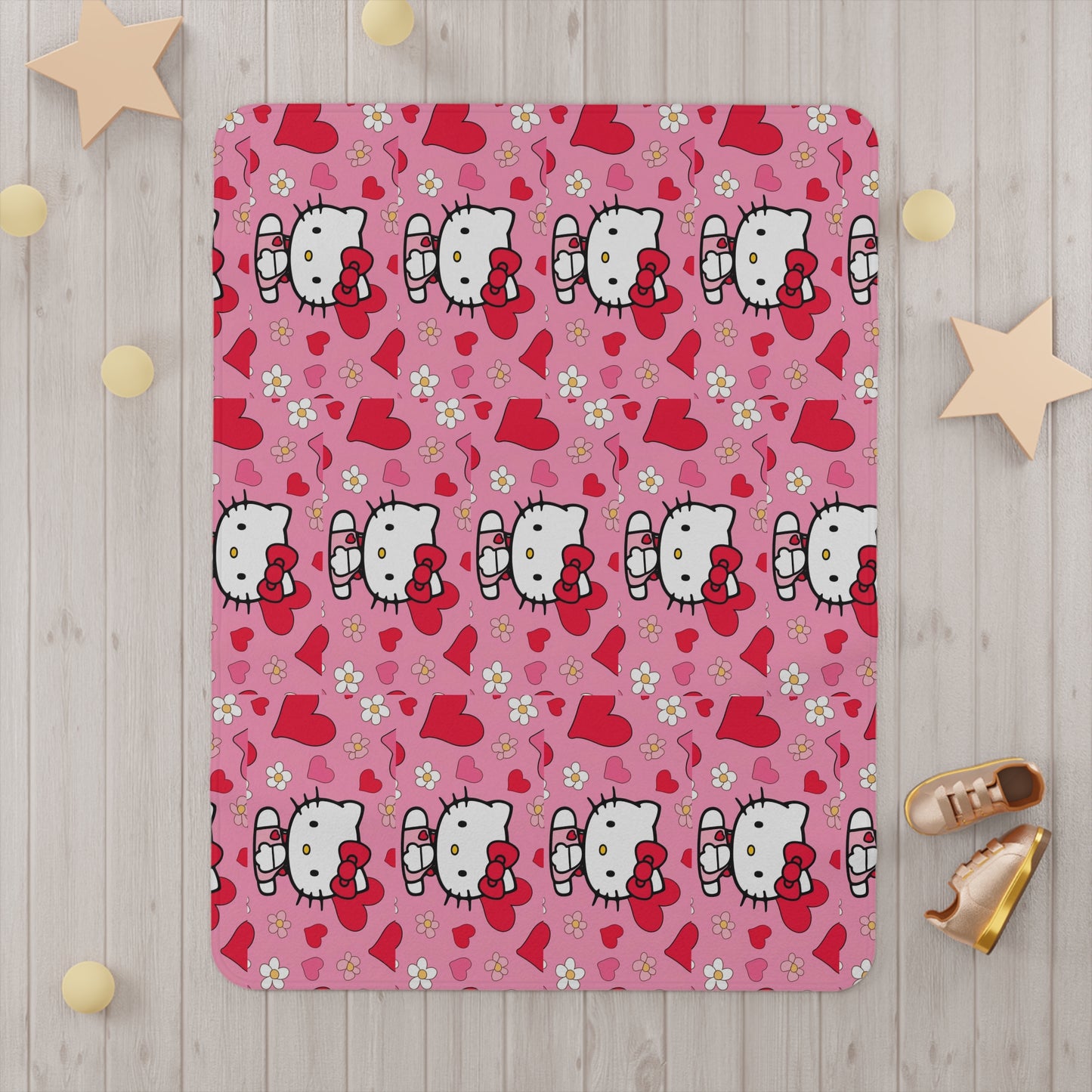 Adorable Hello Kitty Toddler Blanket - Cute Hearts Design for Cozy Comfort