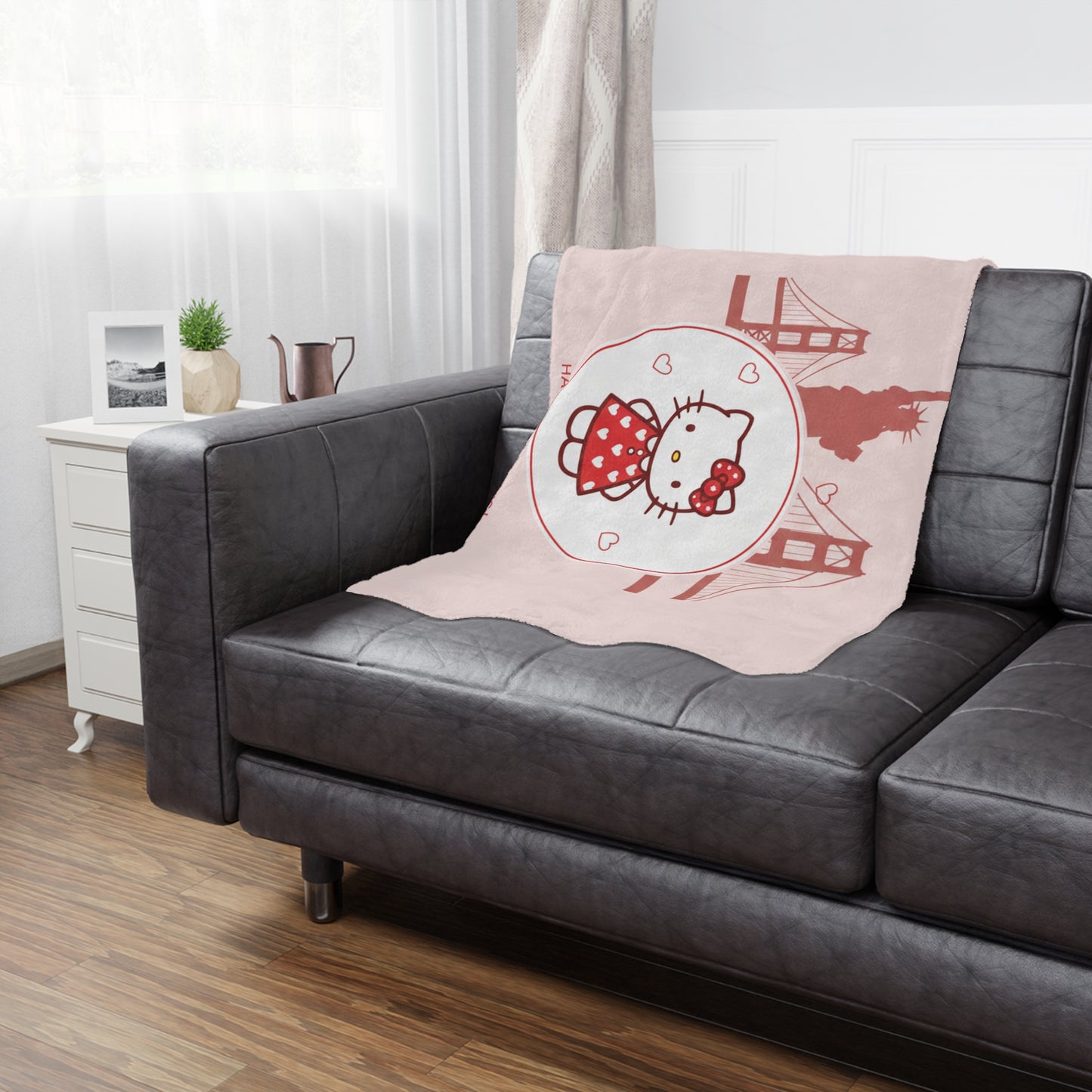 Hello Kitty Valentine’s Minky Blanket — San Francisco Skyline Cute Plush Throw