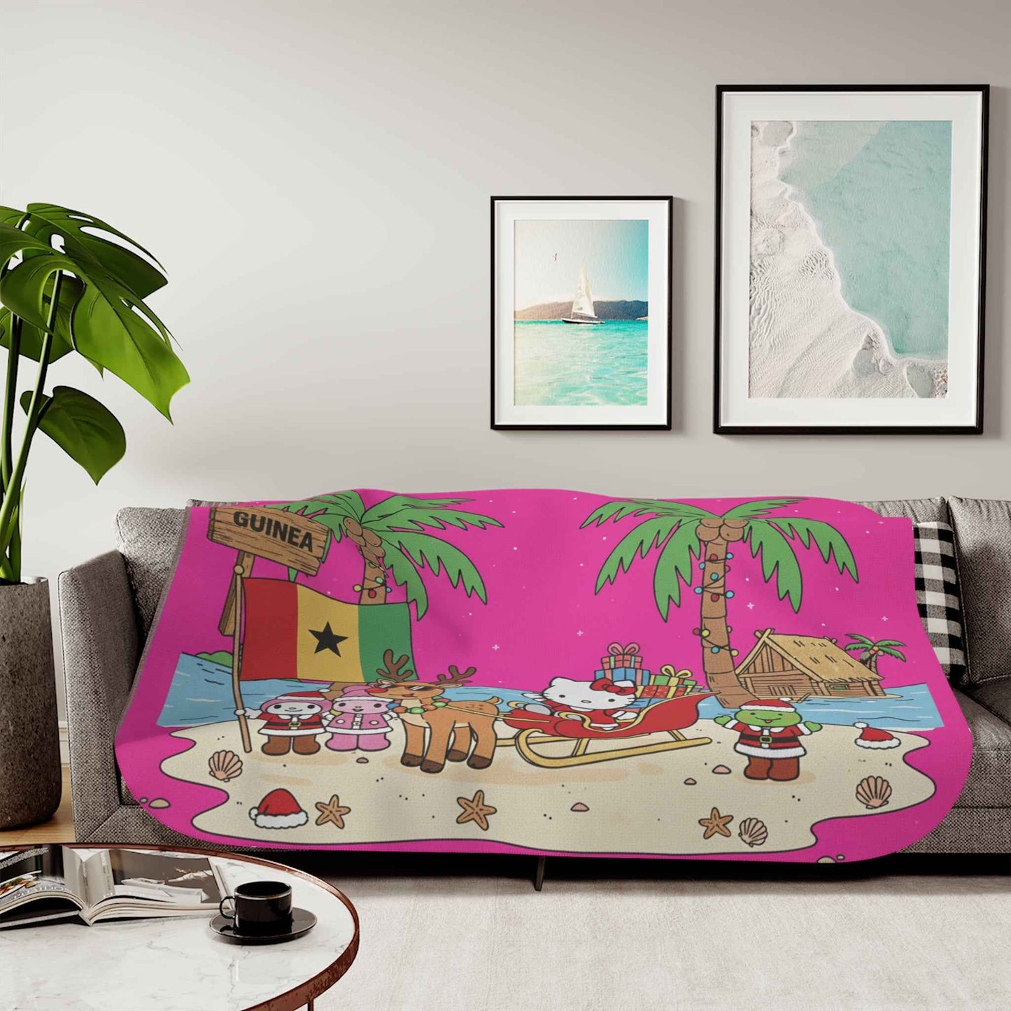 Hello Kitty Christmas Sherpa Blanket Guinea