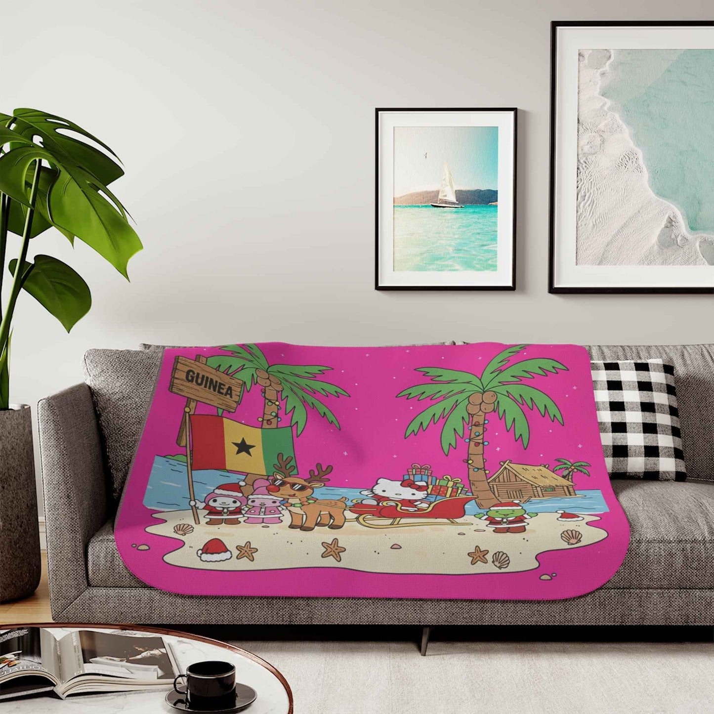 Hello Kitty Christmas Sherpa Blanket Guinea
